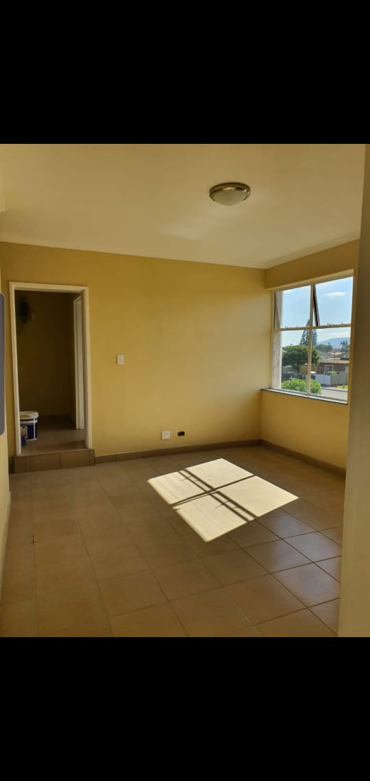 To Let 2 Bedroom Property for Rent in Elsies River Western Cape